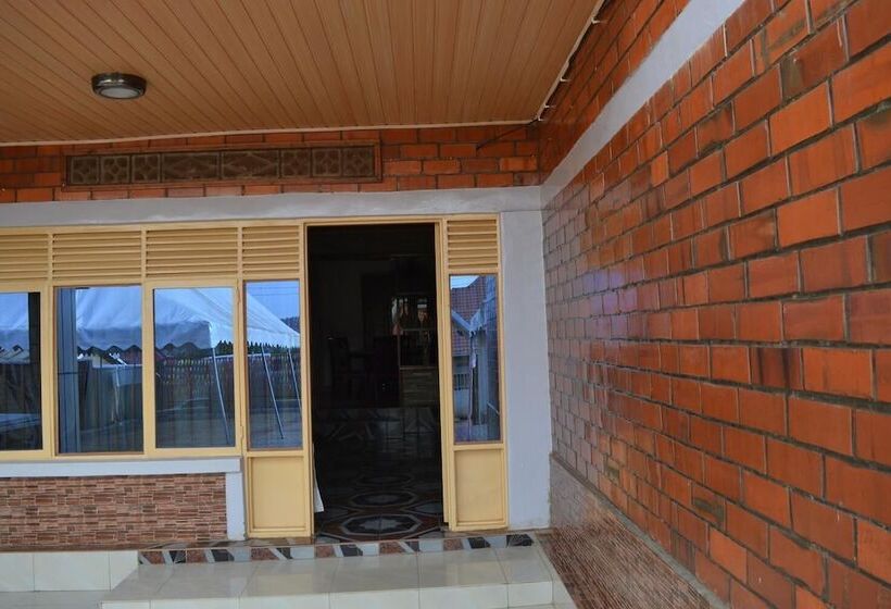 پانسیون Keva Guest House