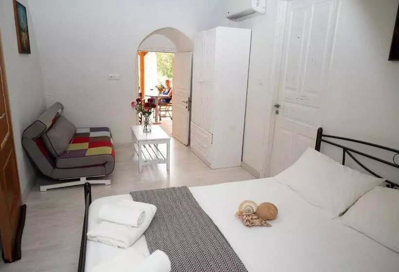 Majatalo Sophia Areopoli Guesthouse