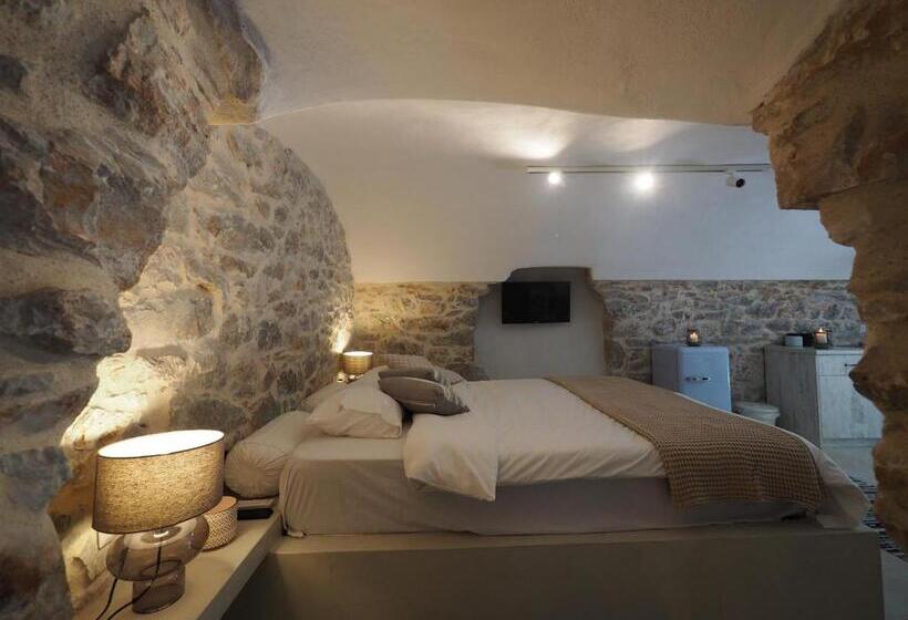 펜션 Sophia Areopoli Guesthouse