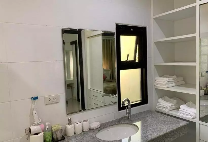 Baan Pingkan Wellness Resort