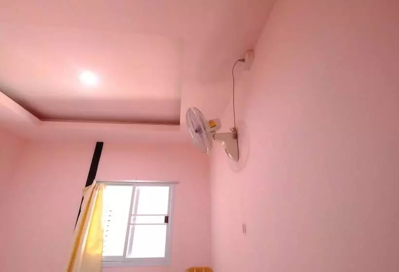 Sang Chan Hostel