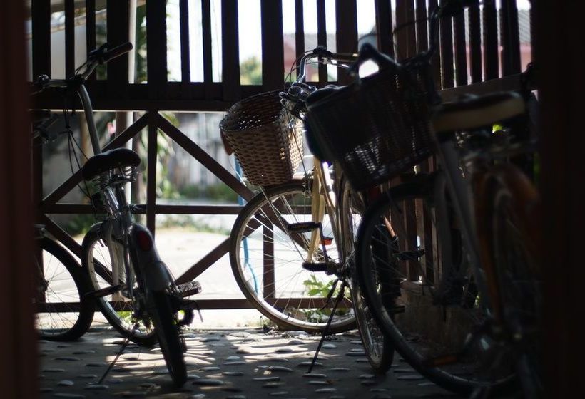 הוסטל Baan Rimtaling Guest House