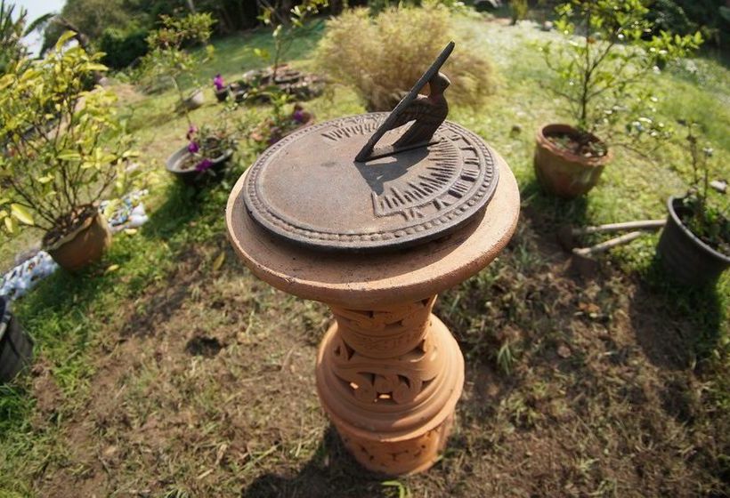 הוסטל Baan Rimtaling Guest House