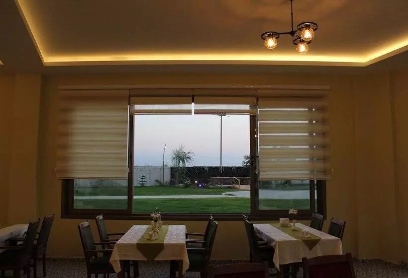 Erzin Artemis Otel