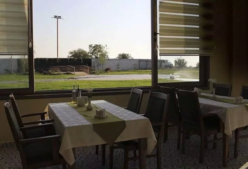 Erzin Artemis Otel