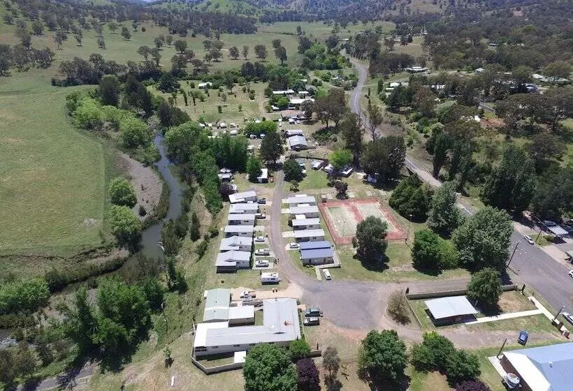 Fossickers Tourist Park