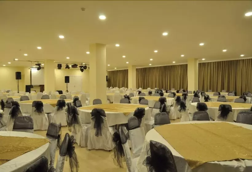 Hotelli Etap Altinel Aliaga