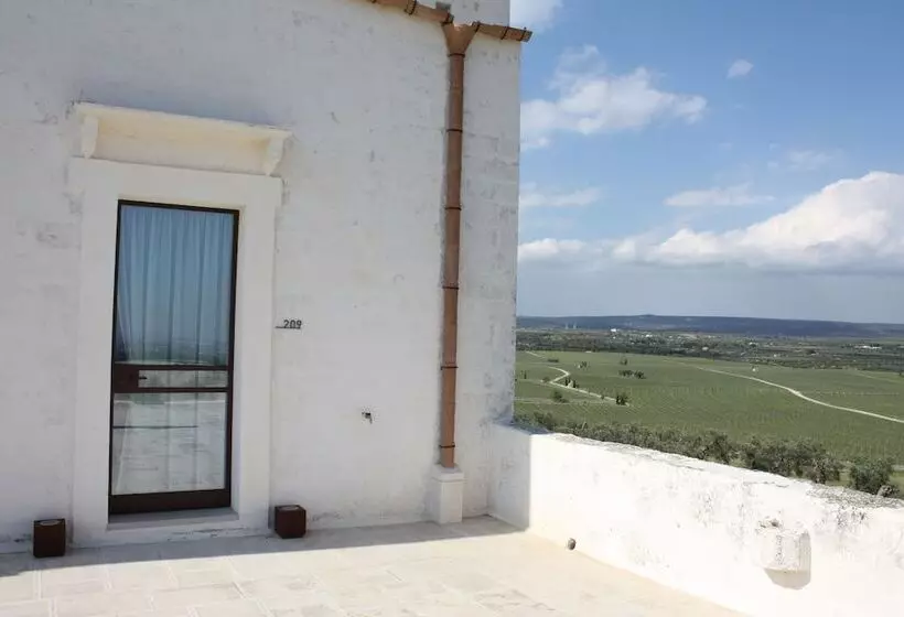 Hotelli Masseria Amastuola Wine Resort