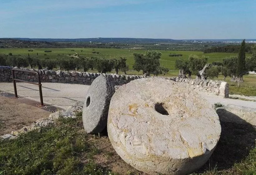 Hotelli Masseria Amastuola Wine Resort