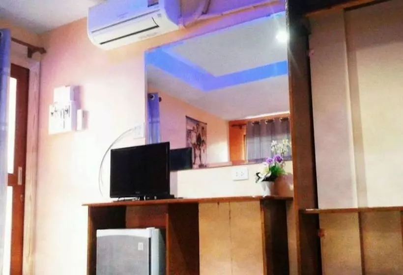 هتل Palm Inn Lipe