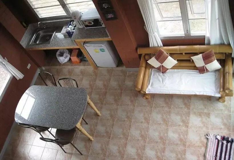 Hotelli Phupreugsa Resort