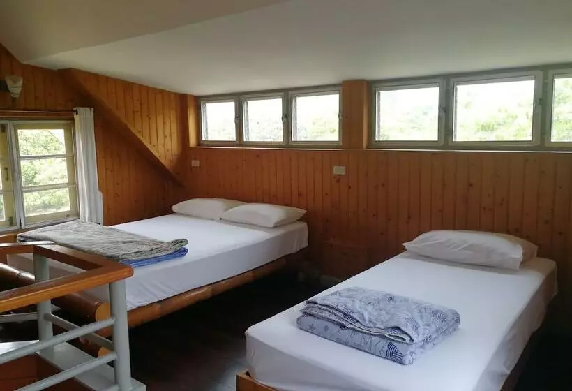 Hotelli Phupreugsa Resort