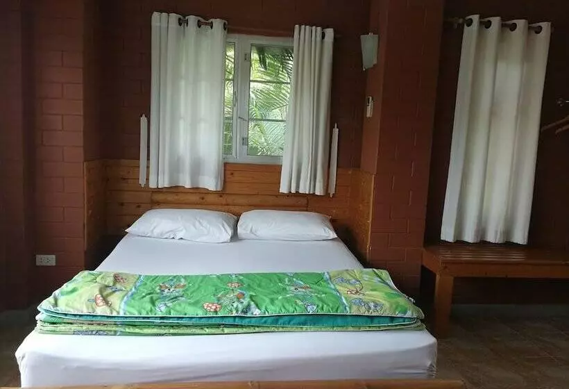Hotelli Phupreugsa Resort