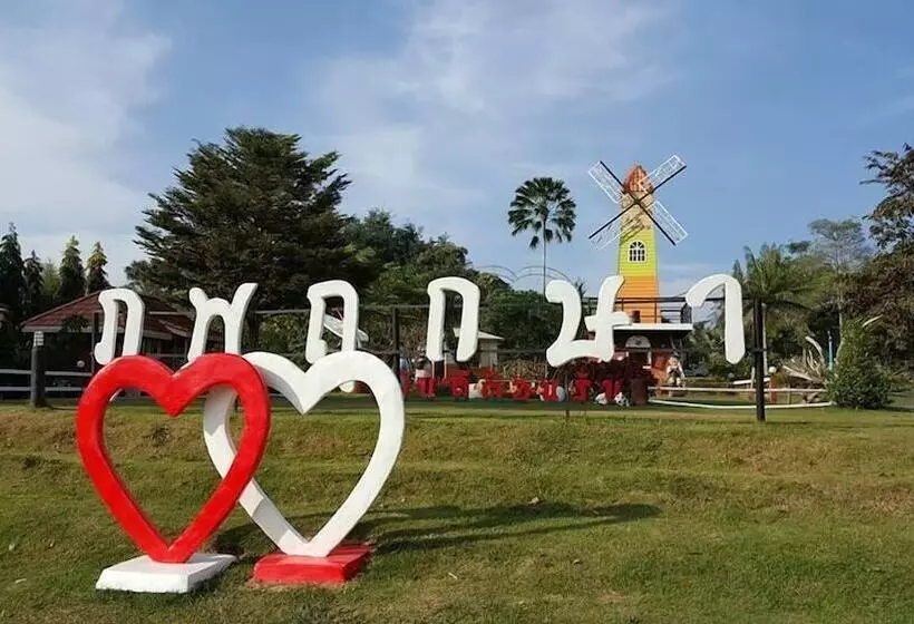 Hotelli Phupreugsa Resort