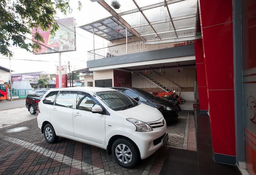 酒店 Reddoorz Near Hawaii Water Park