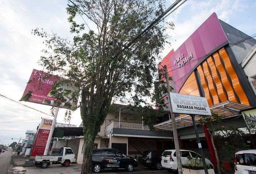 酒店 Reddoorz Near Hawaii Water Park