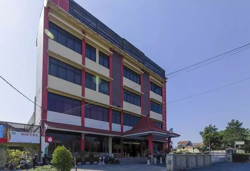 هتل Reddoorz Plus Near Grage City Mall