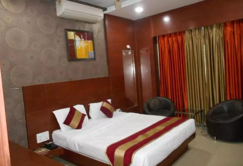 Hotelli Shri Khedapati International