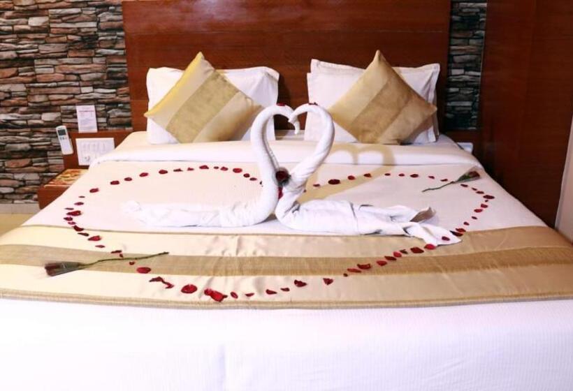 酒店 Shri Khedapati International