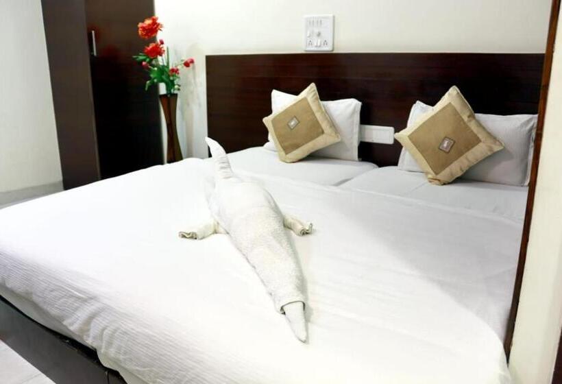 酒店 Shri Khedapati International