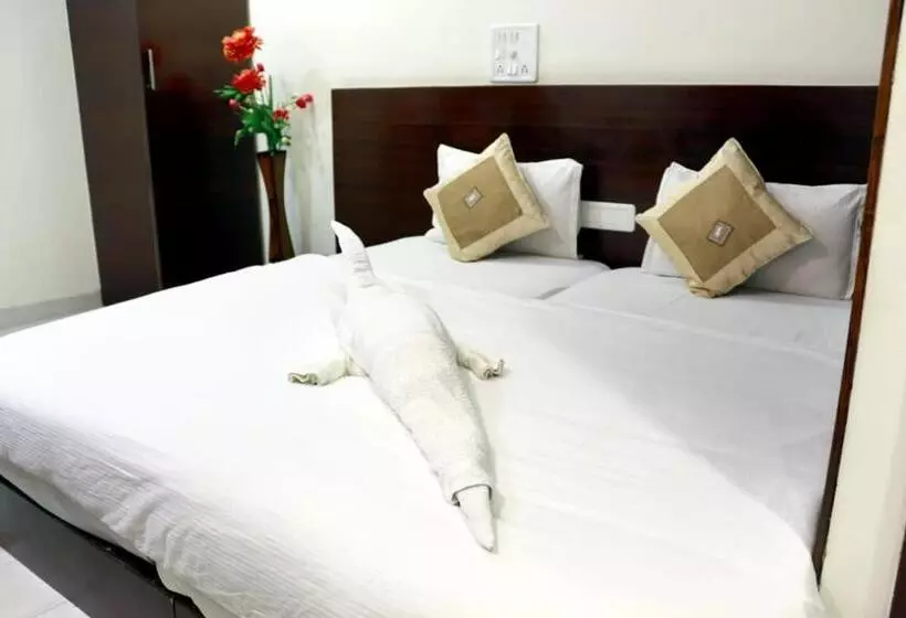 Hotelli Shri Khedapati International