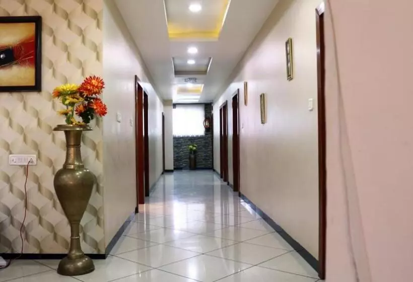 Hotelli Shri Khedapati International