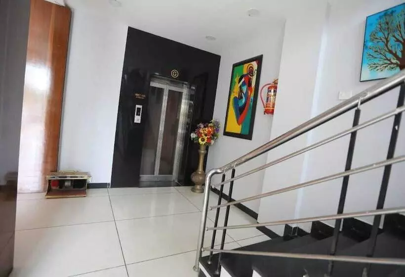 Hotelli Shri Khedapati International