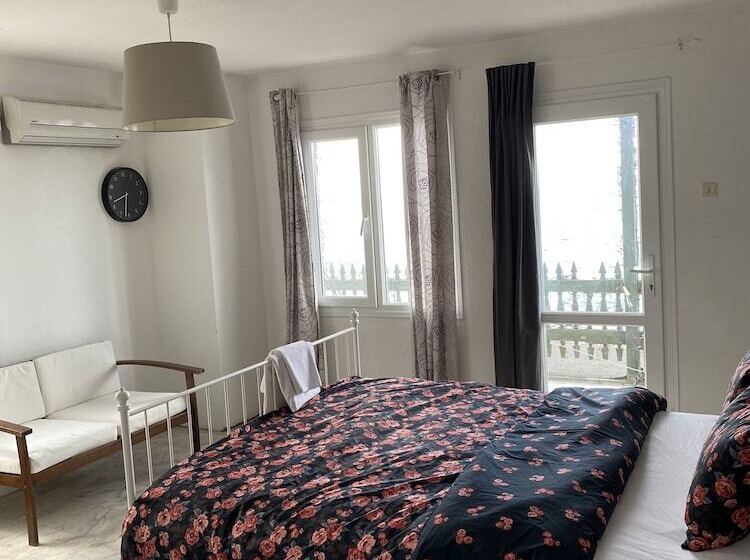 酒店 Yali Butik Pansiyon