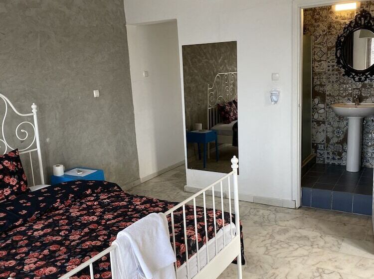 ホテル Yali Butik Pansiyon