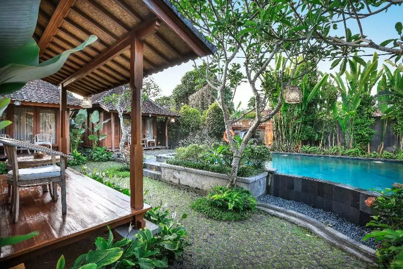 ホテル Yana Villas Kemenuh By Pramana Villas