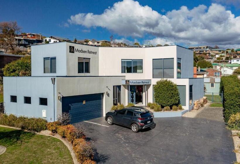 Пансион Madsen Retreat