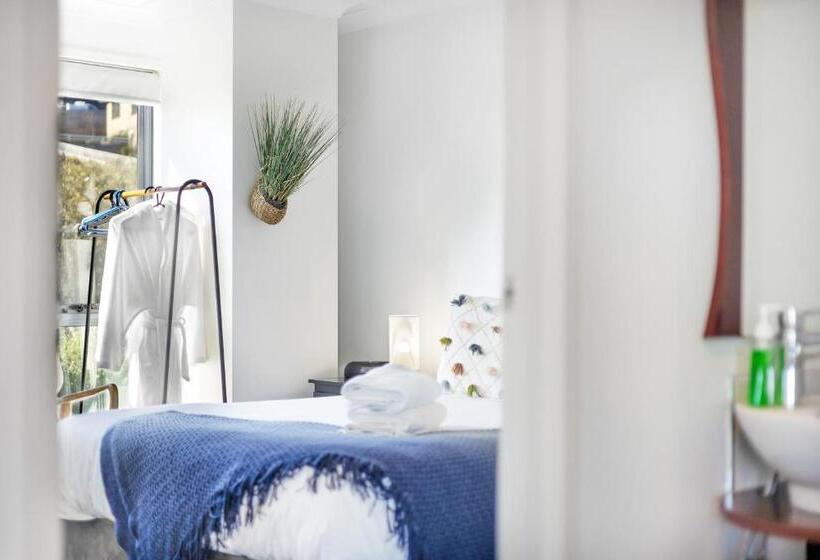 Пансион Madsen Retreat