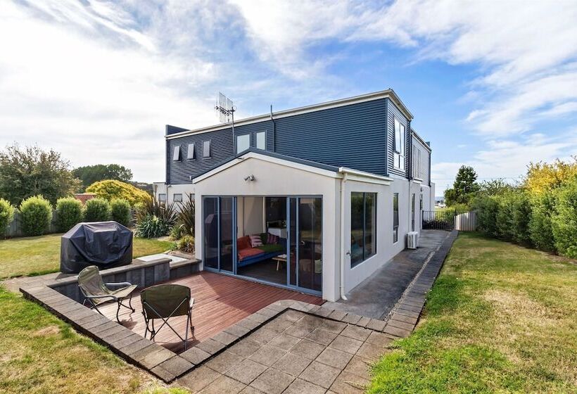 Пансион Madsen Retreat