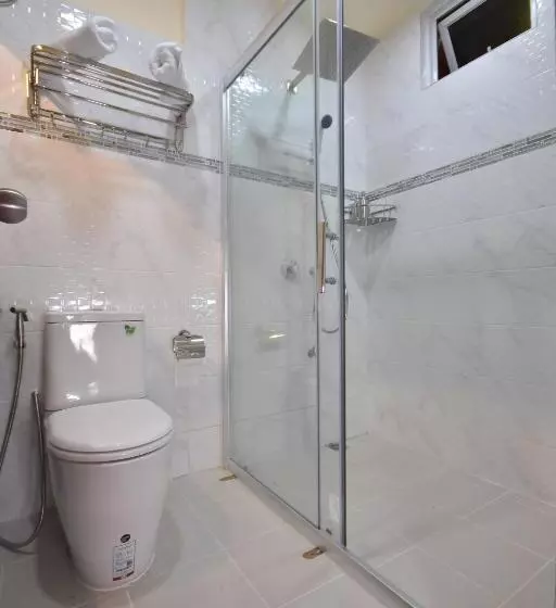 پانسیون Paguro Beach Inn