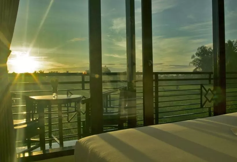 پانسیون Putra Homestay