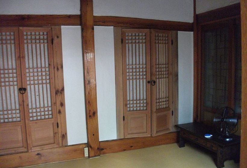 ペンション Sarangchae Hanok Guesthouse