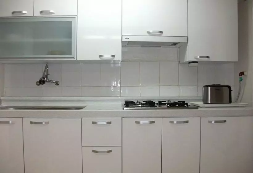 پانسیون Sarangchae Hanok Guesthouse