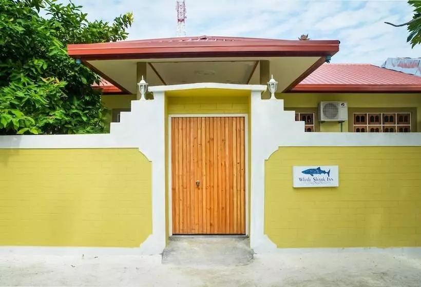 پانسیون Whale Shark Inn Maldives