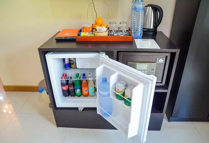 پانسیون Whale Shark Inn Maldives