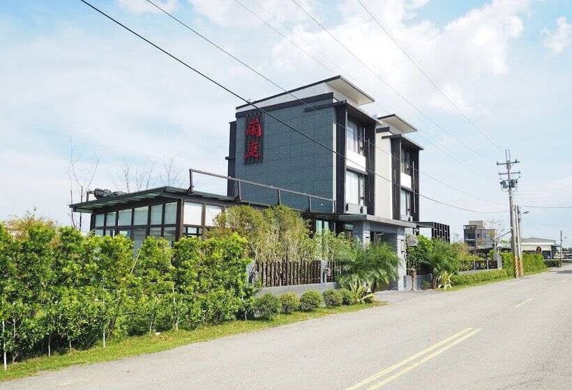 Sakura Bed And Breakfast