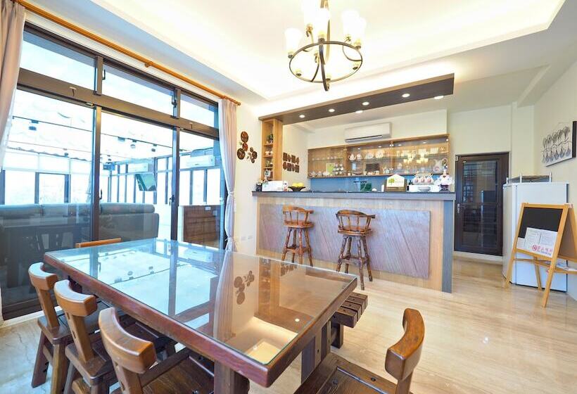 Sakura Bed And Breakfast