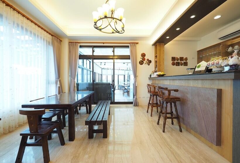 Sakura Bed And Breakfast