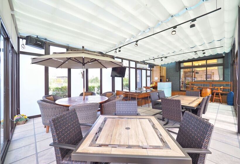 Sakura Bed And Breakfast