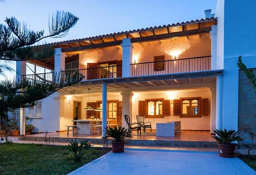 Villa Wicker By Eivillas