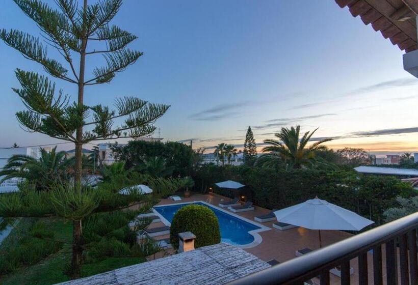 Villa Wicker By Eivillas