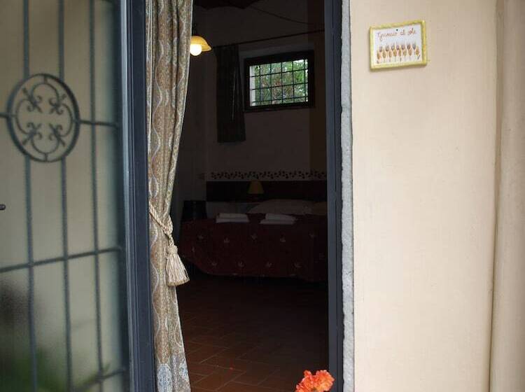 ホテル Agriturismo Biologico Poggiopiano