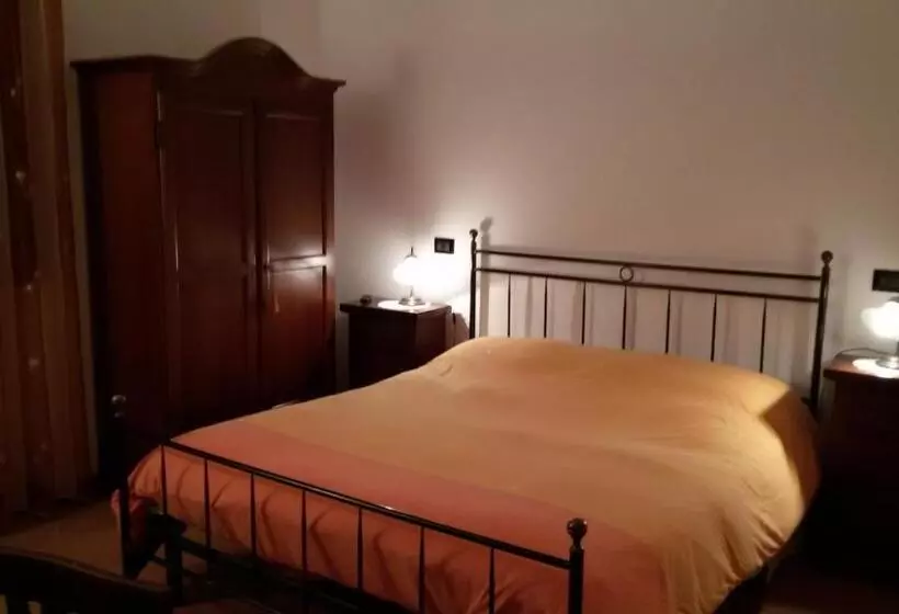 ホテル Agriturismo Il Lago