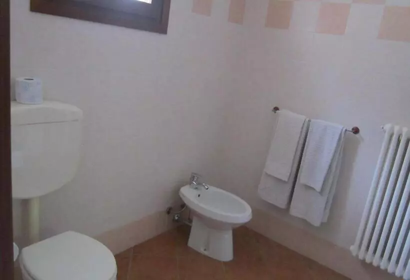 ホテル Agriturismo Il Lago