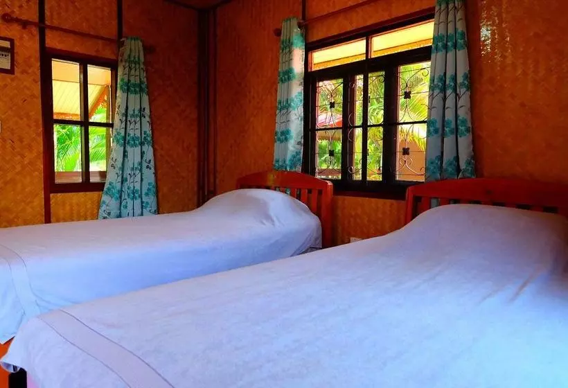 Hotelli Baan Rimping Inthanon