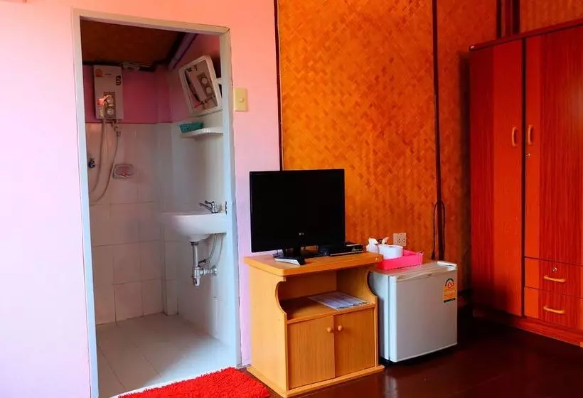 Hotelli Baan Rimping Inthanon